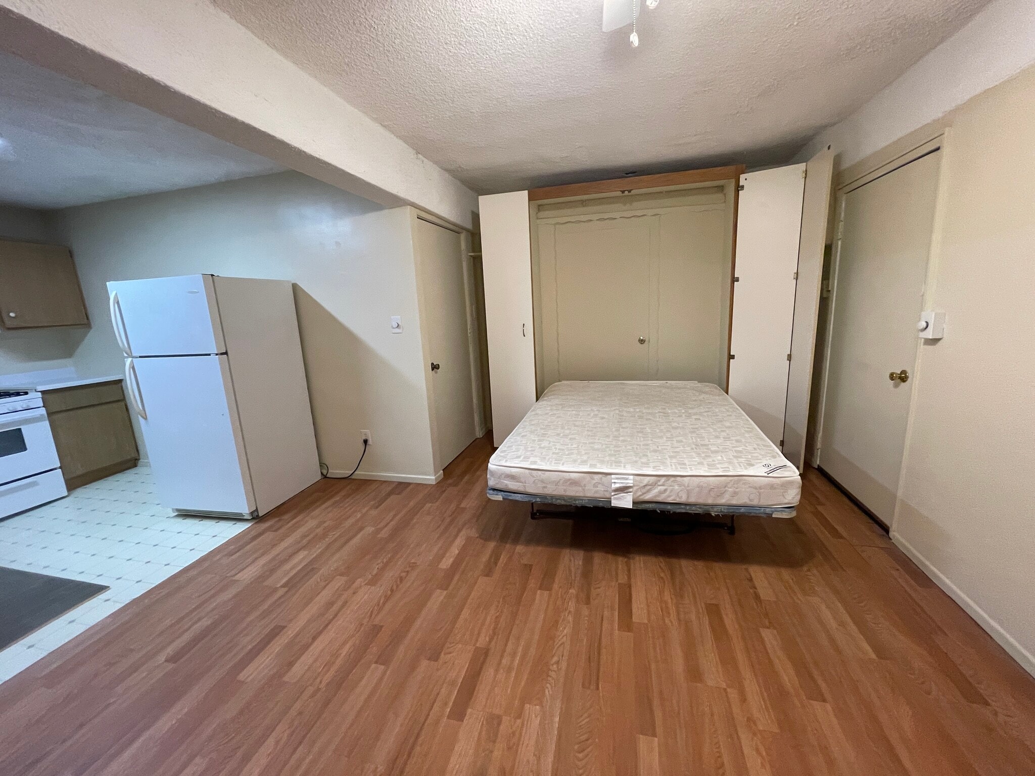Murphy Bed Down - 11324 Biona Dr