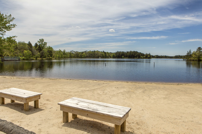 Building Photo - Lakehurst Homes