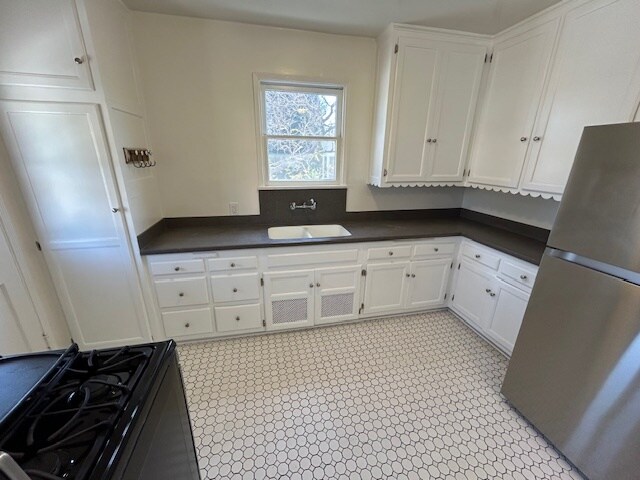 Updated Kitchen - 624 N Spaulding Ave