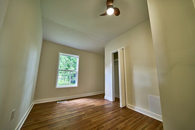 Building Photo - 1541 Walnut St