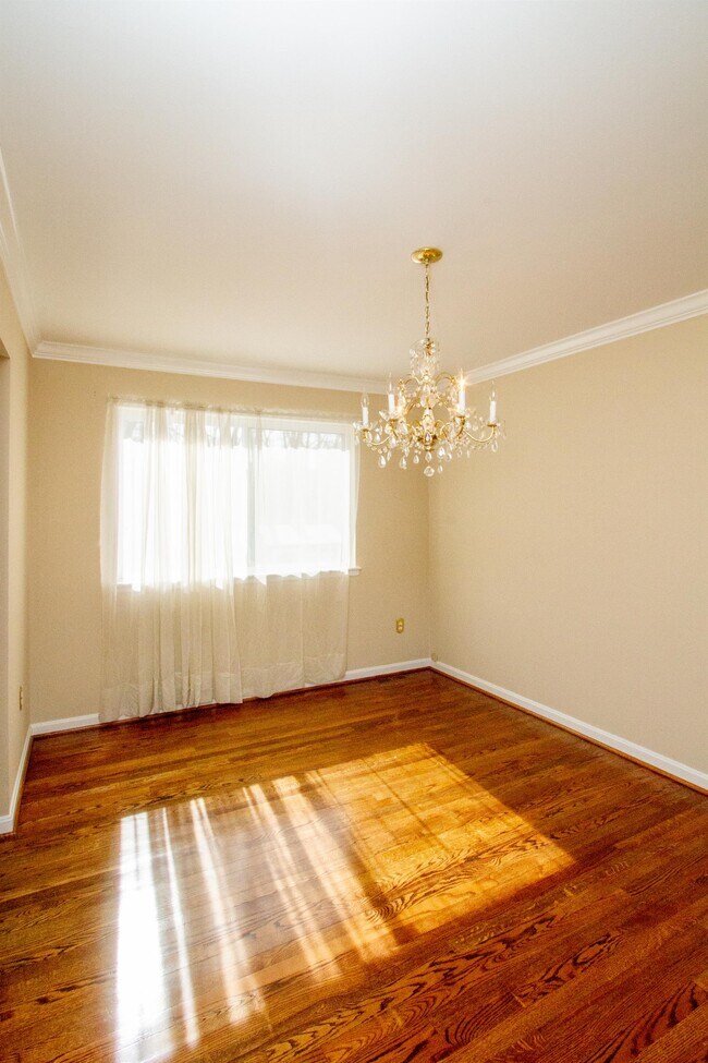 Building Photo - 13308 Fort Washington Rd