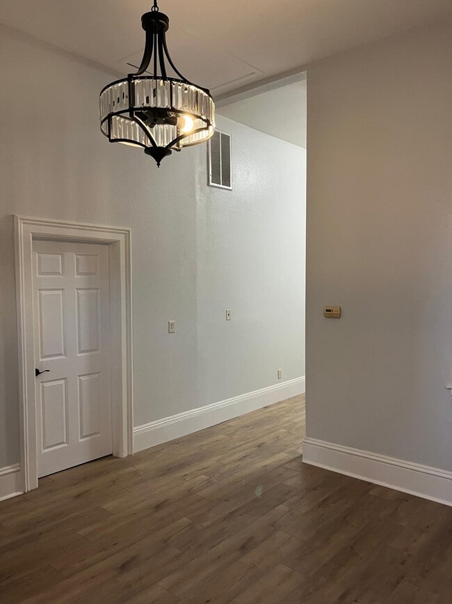 Building Photo - 1640 12th St