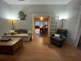 Building Photo - 2501 N Hughes Ave