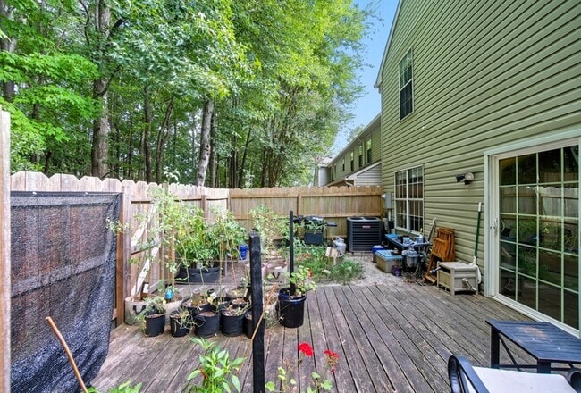 Building Photo - 3729 Peppercorn Way