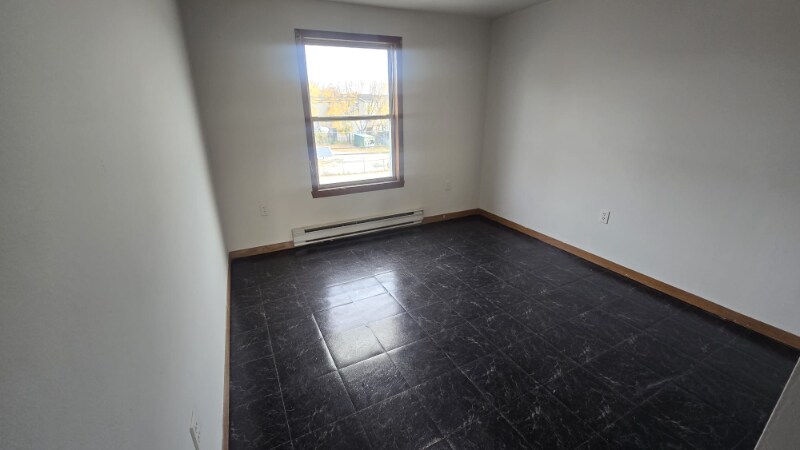 Building Photo - 94 16th Ave