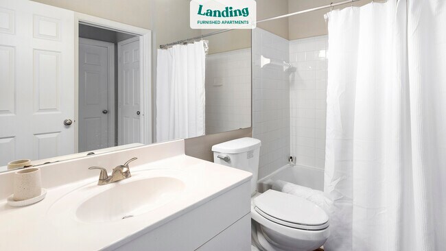 Building Photo - 1000 Plantation Lakes Cir