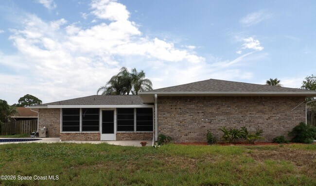Building Photo - 1291 Ein Ct NW