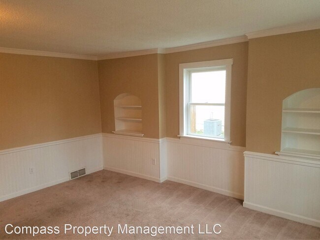Building Photo - 3 br, 1 bath House - 412 W Main Street