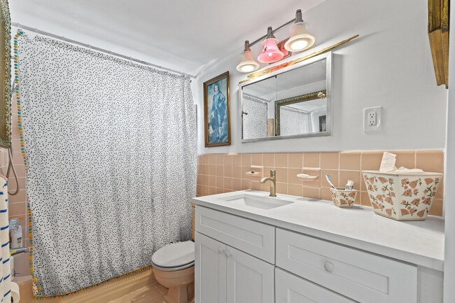 Building Photo - 3500 S Ocean Blvd