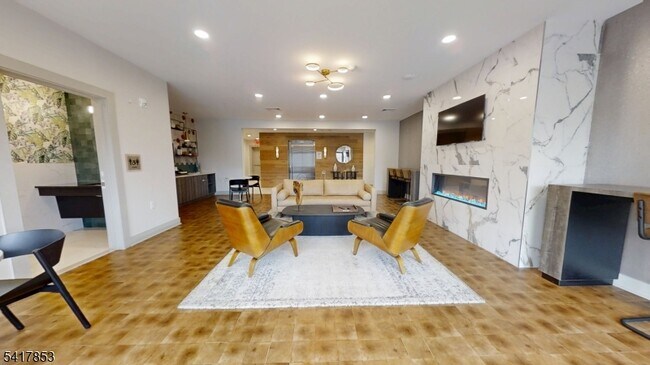 Building Photo - 1181 Morris Ave