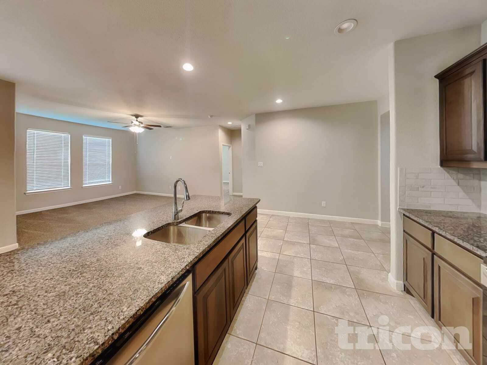 Building Photo - 162 Colter Dr