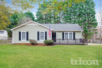 Building Photo - 8129 Blairtree Ct