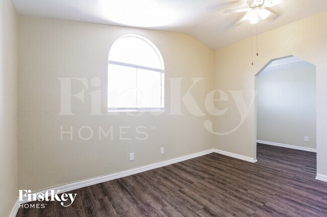 Building Photo - 4512 Powell Point Way