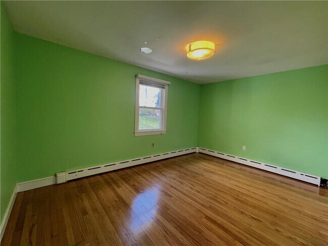 Building Photo - 54 Durfee Rd