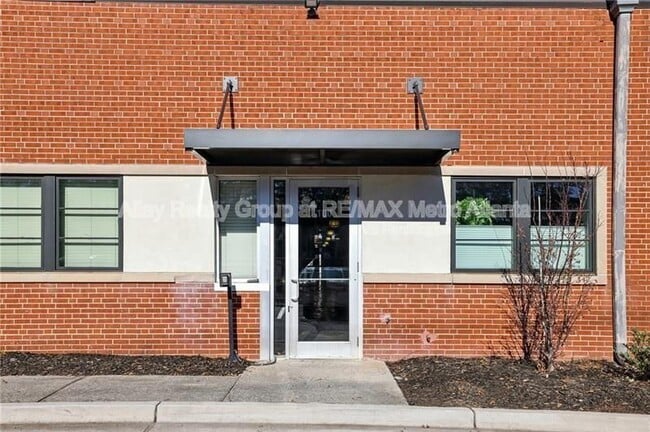 Building Photo - 5200 Peachtree Rd