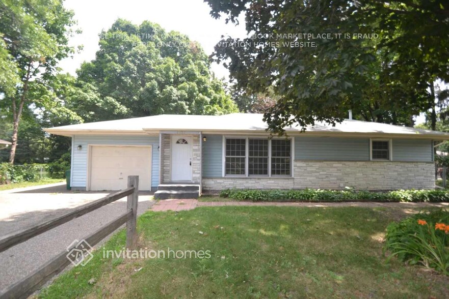 Primary Photo - 6432 Hampshire Ave N