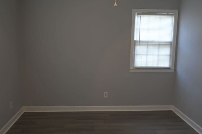 Building Photo - 2BR/2BA Home with Patio & Pet Friendly in ...