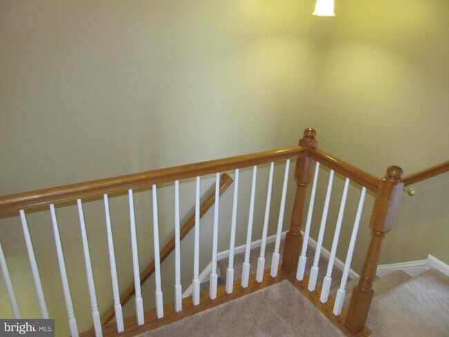 Building Photo - 20460 Greymont Terrace