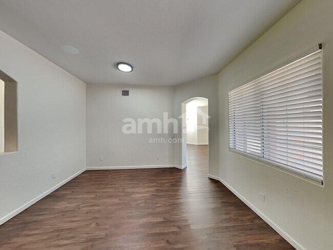 Building Photo - 10191 N Tarheel Pl