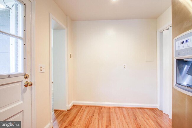 Building Photo - 4721 Yuma St NW