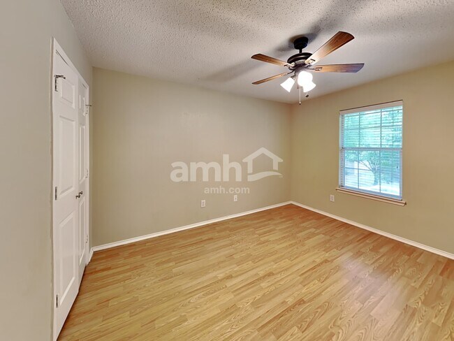 Building Photo - 2936 Wild Oak Ln