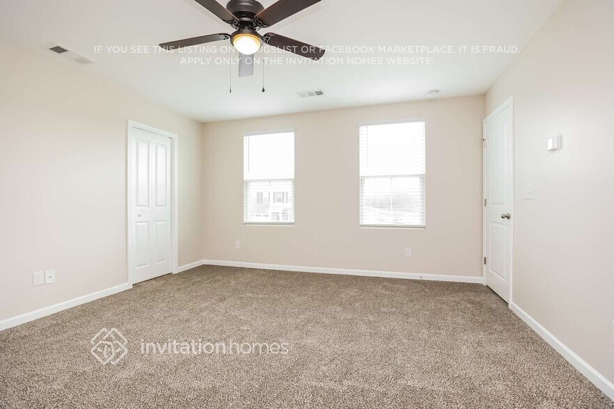 Building Photo - 2417 Solomon Ln