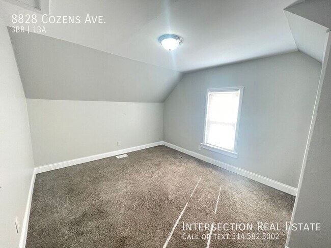 Building Photo - 8828 Cozens Ave