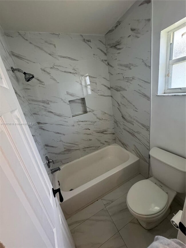 Building Photo - 17001 SW 146th Ct