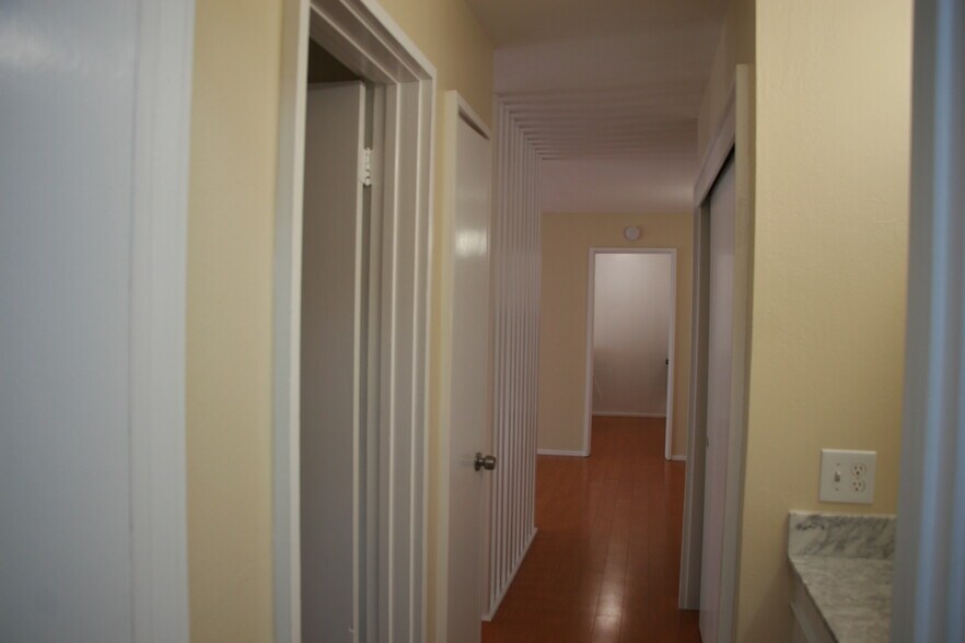 Building Photo - 3815 Harrison St