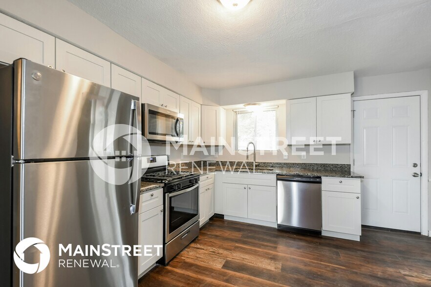 Building Photo - 11557 Portsmouth Dr