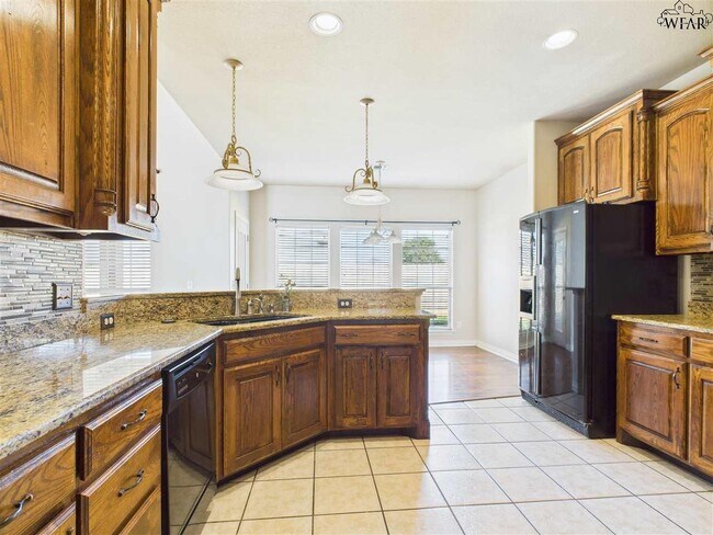 Building Photo - 3 Sagebrush Ct