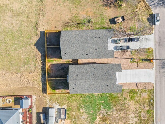 Building Photo - 306 Ave P