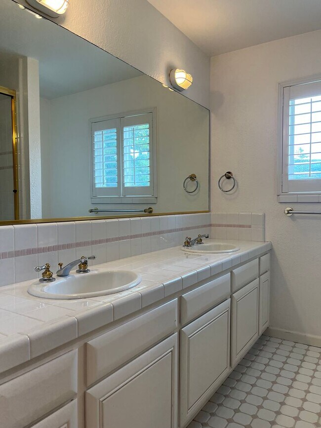 Building Photo - Coming Soon! Beautiful Gated Community in Rinconada Hills!  Elegant Home with Hilltop Views, Priv...