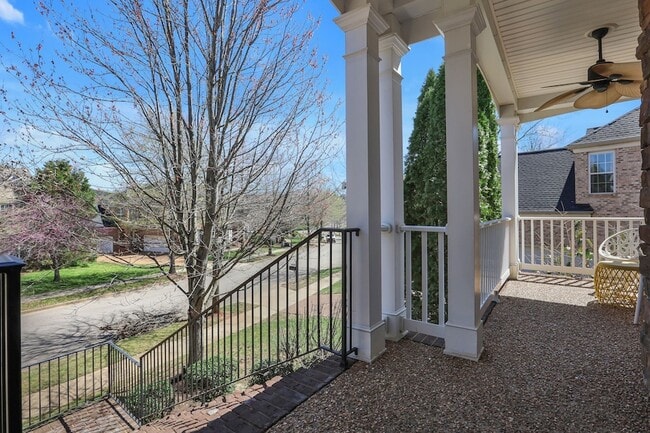 Building Photo - 3005 Coral Bell Ln