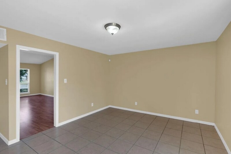 Building Photo - 411 McKinley St