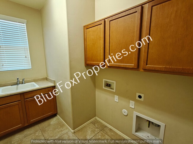Building Photo - 6192 W Bandelier Ct