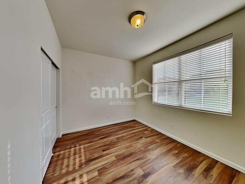 Building Photo - 477 McKinley St