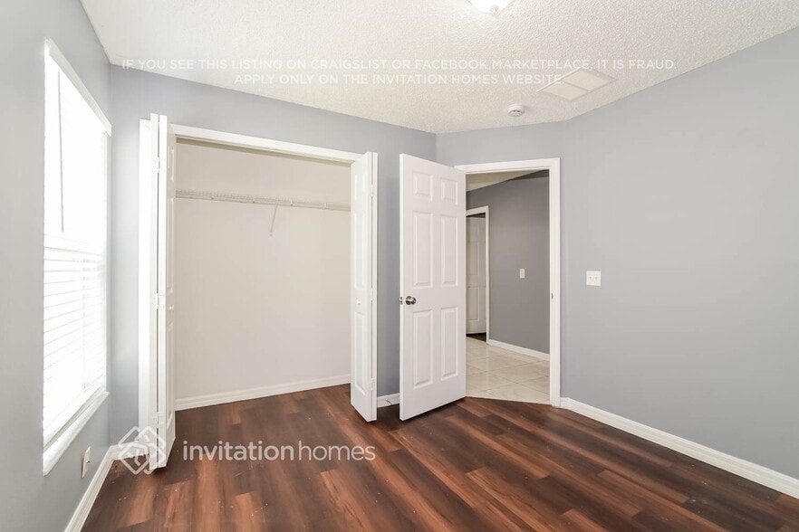 Building Photo - 2413 Ruddenstone Way