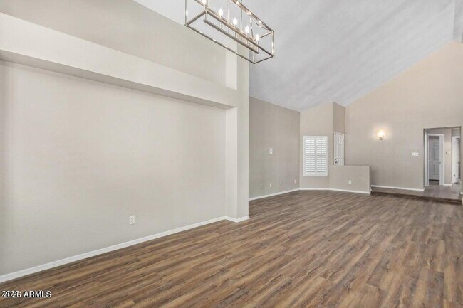 Building Photo - 6920 W Morrow Dr