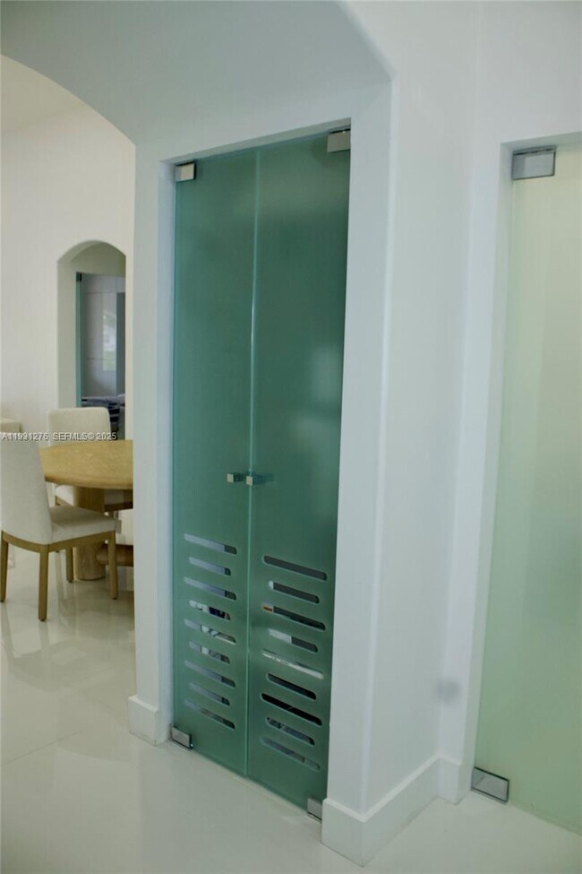 Building Photo - 16056 SW 66th Terrace