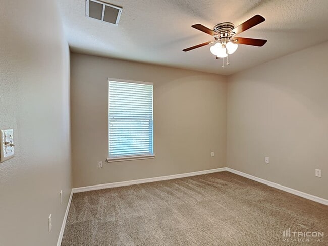Building Photo - 11712 Colony Lakes Blvd