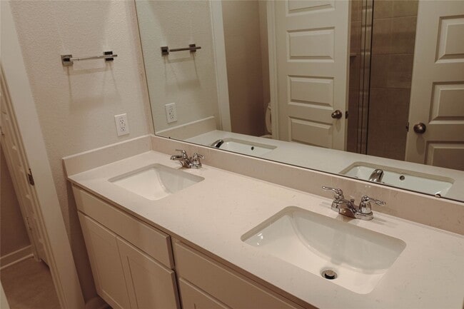 Building Photo - 8526 Blueberry Ash St