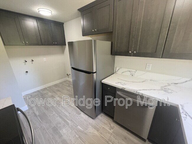 Building Photo - 8255 Oahu Dr