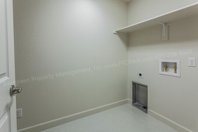 Building Photo - 2173 35th Ave Ct