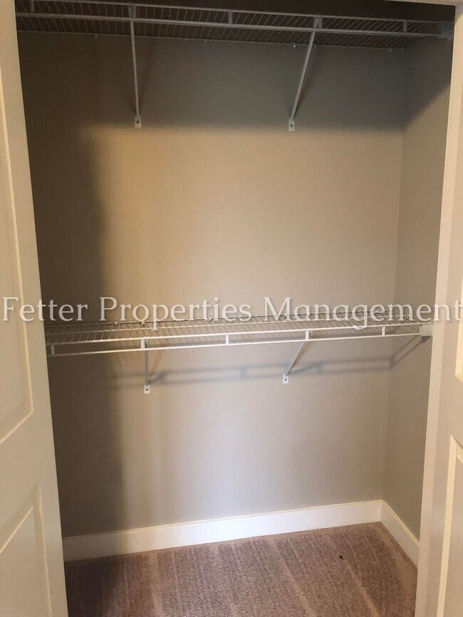 Building Photo - Northside 3 Bedroom 2 Bath Ready for you T...