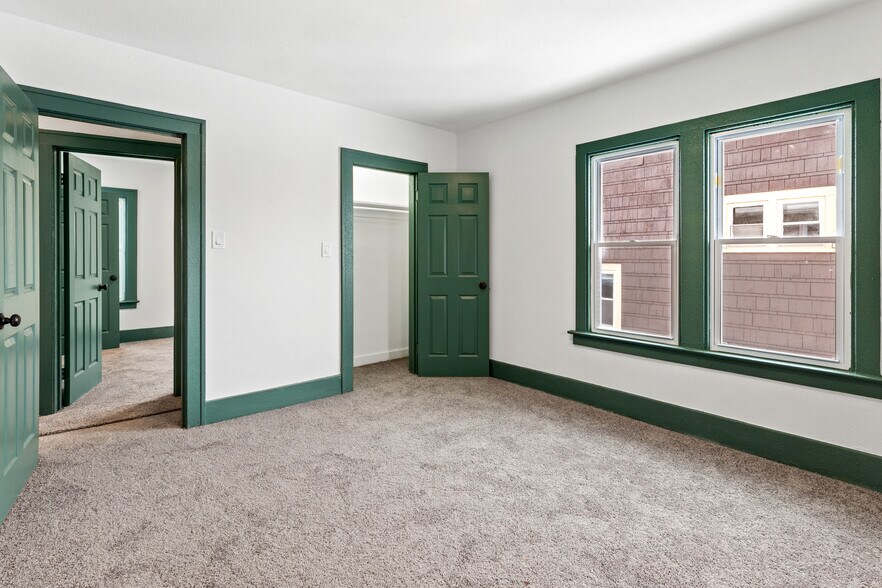 Building Photo - 4767 Sturtevant St