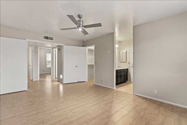 Building Photo - Spectacular Updates, 3 Bedroom 2 Bath