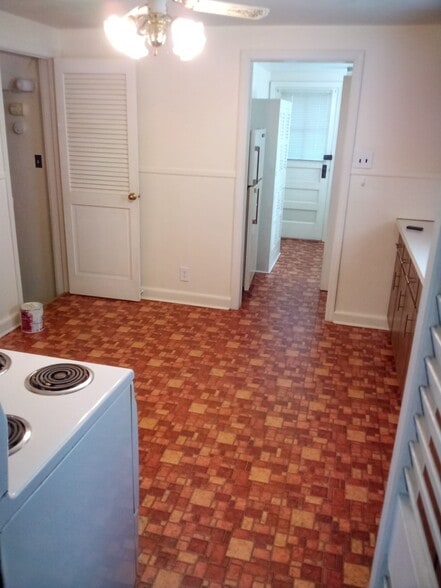 Reverse of Kitchen - 207 Sunflower Ave