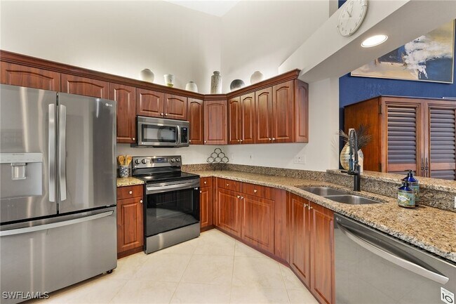 Building Photo - 8365 Excalibur Cir