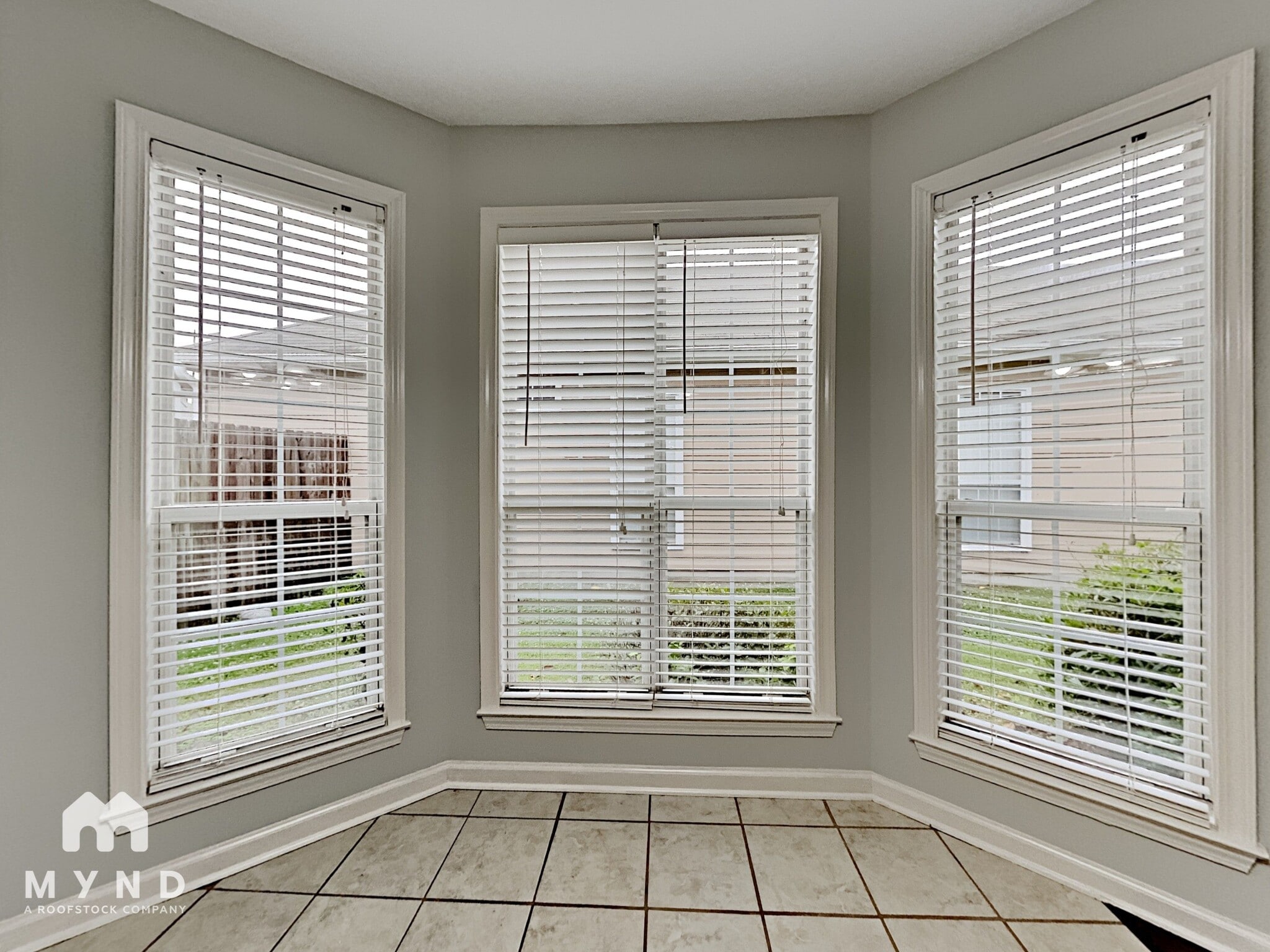 Building Photo - 378 Walker Way